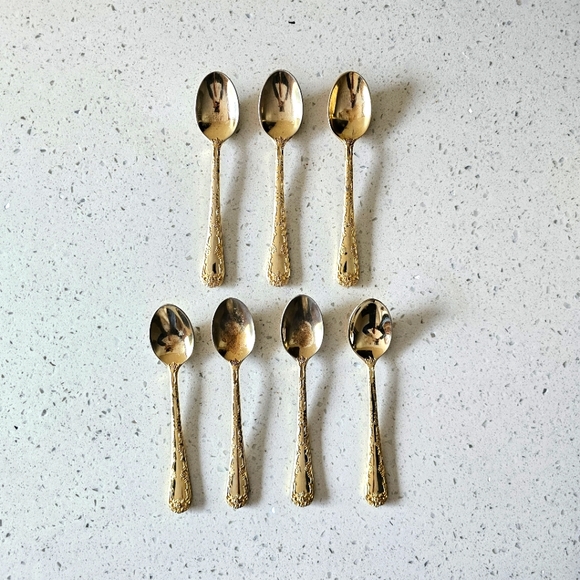 Vintage Wm. Rogers & Son China Gold Plated Enchanted Rose Teaspoons Set of 7 - Picture 4 of 16
